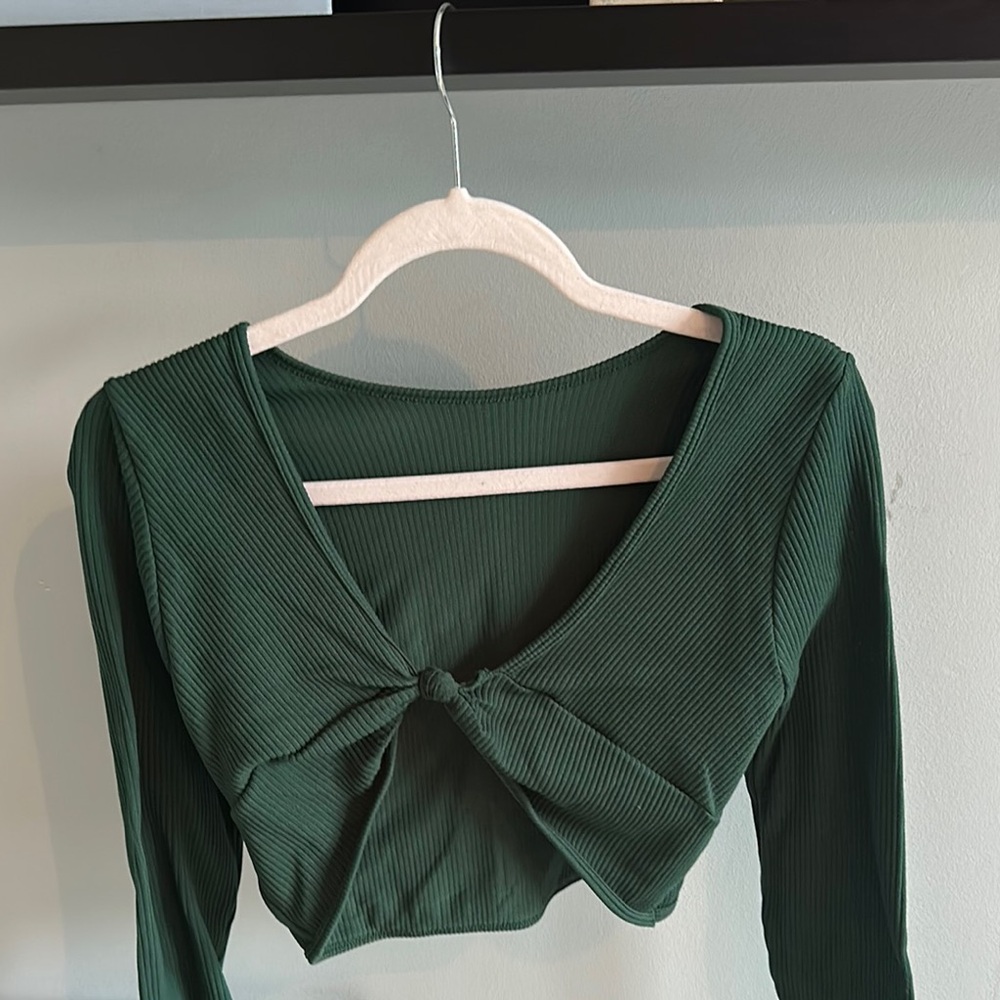 Green Ribbed Knot Front Top
